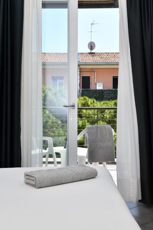 Hotel Eden Lido di Jesolo Exteriör bild