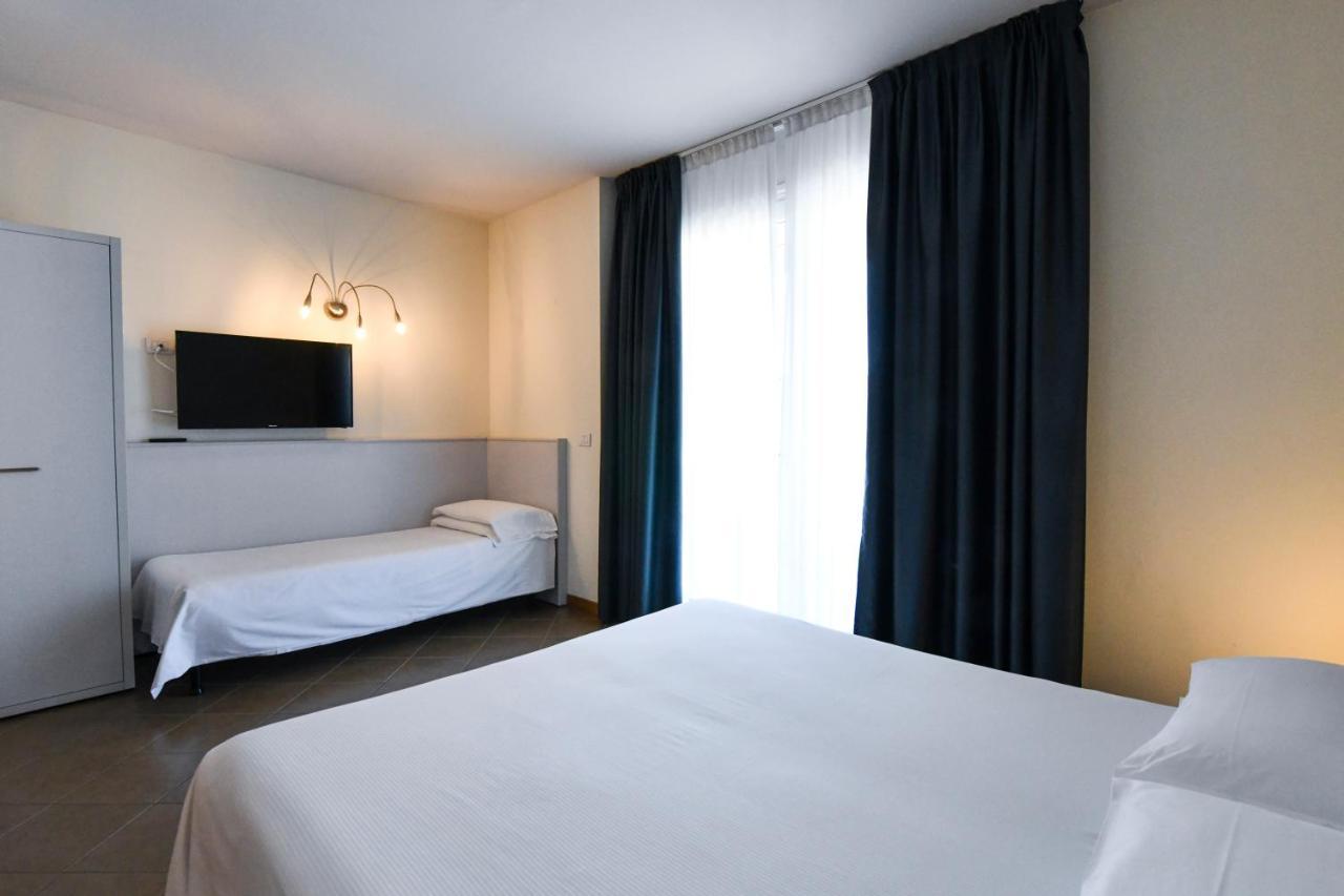 Hotel Eden Lido di Jesolo Exteriör bild